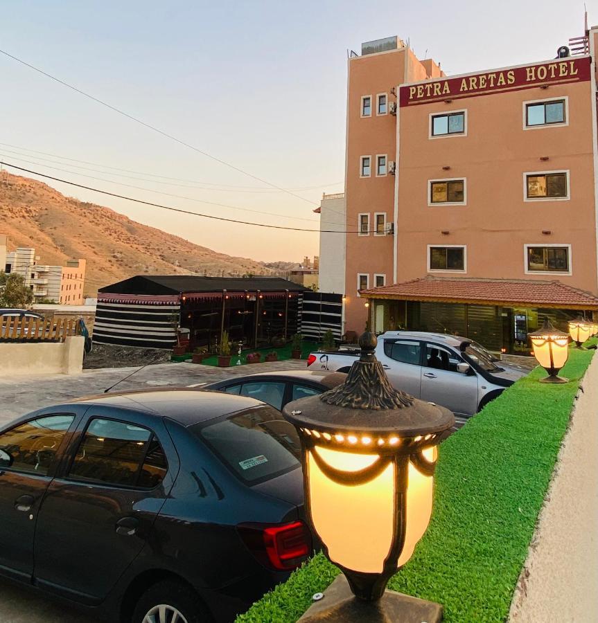 Petra Aretas Hotel Wadi Musa Exterior photo